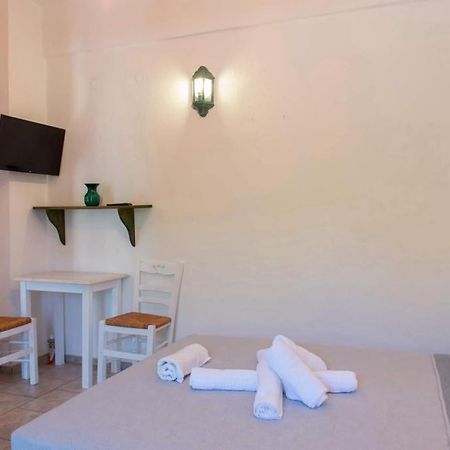 Almyra Seaside Suites Platis Gialos  Extérieur photo